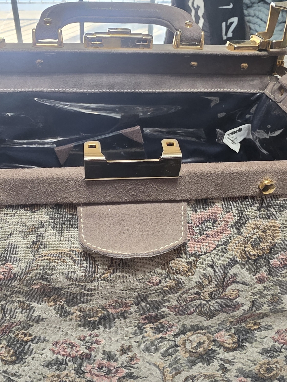 Floral Tapestry Top-Handle Vanity Bag in Taupe and Rose - Picture 8 of 12